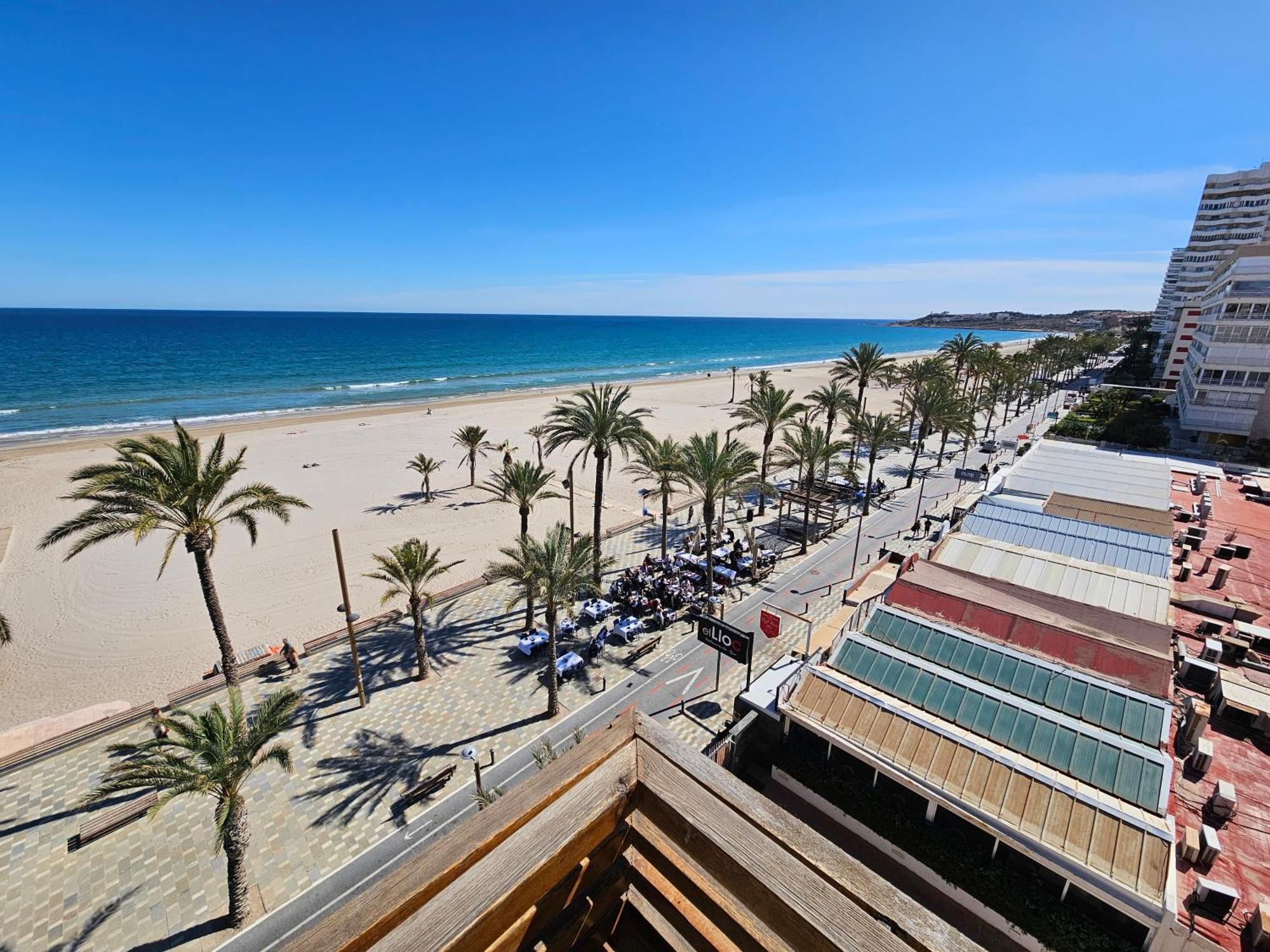 Febus Apartment Alicante Luaran gambar
