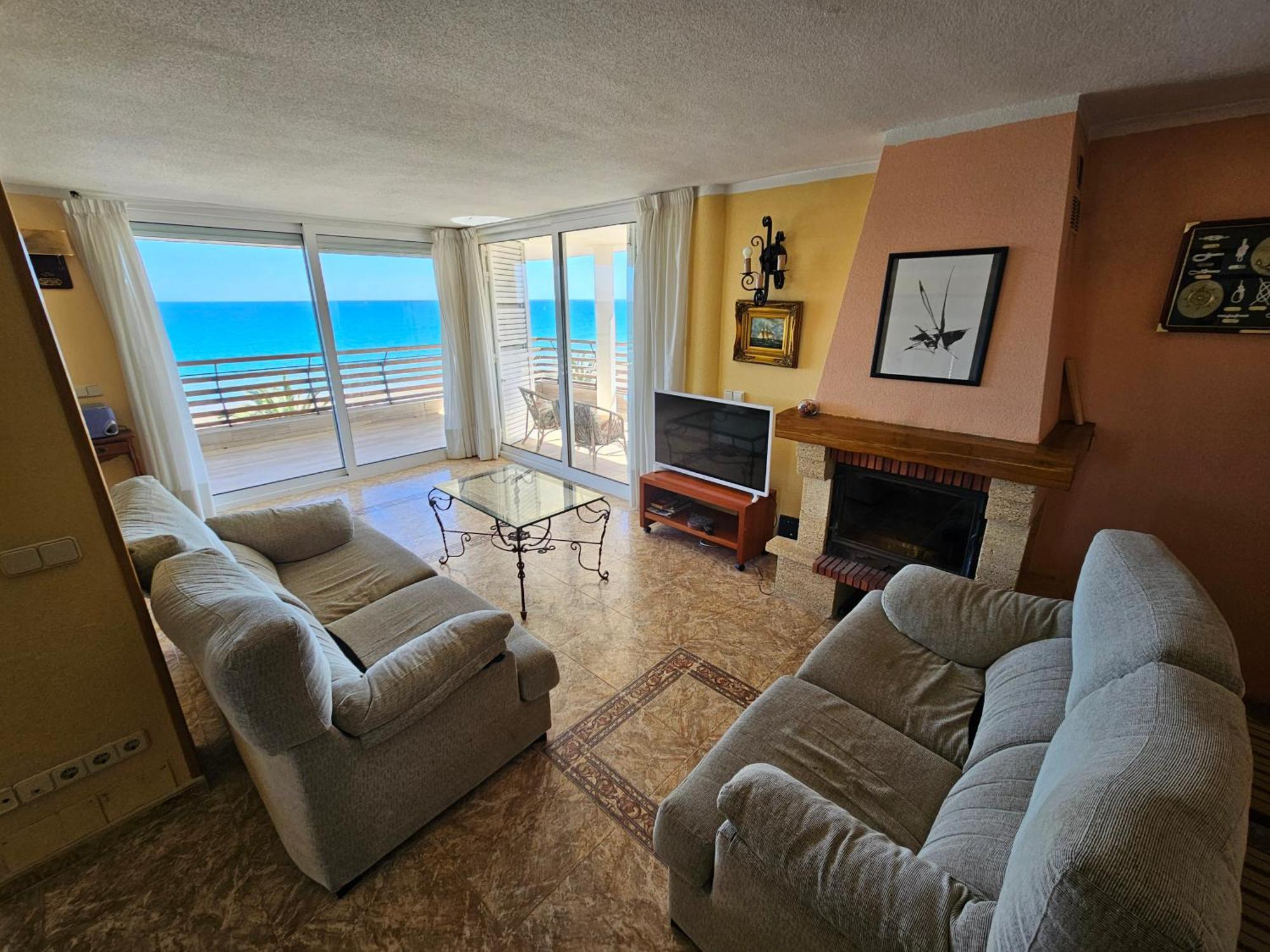 Febus Apartment Alicante Luaran gambar