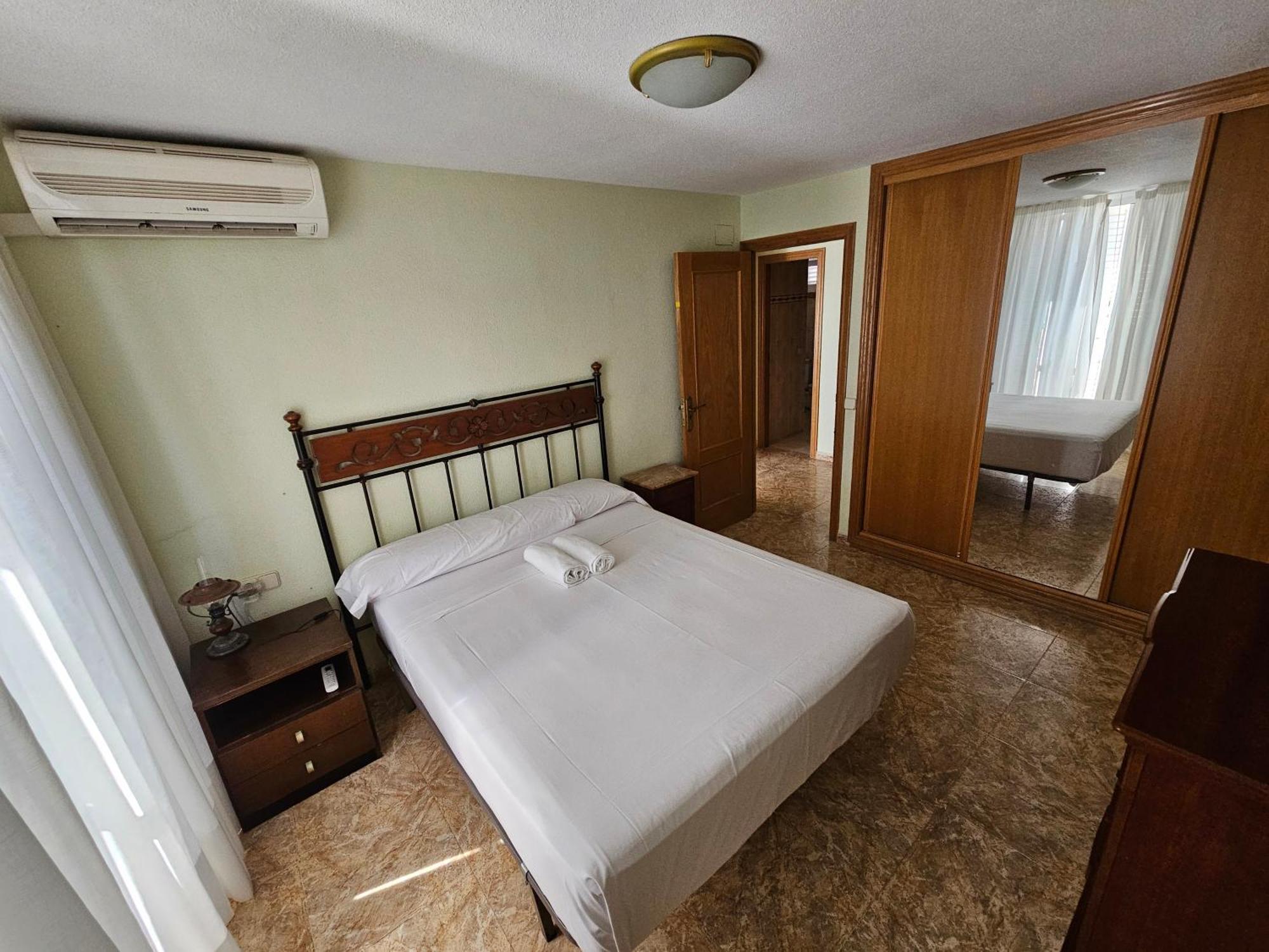 Febus Apartment Alicante Luaran gambar